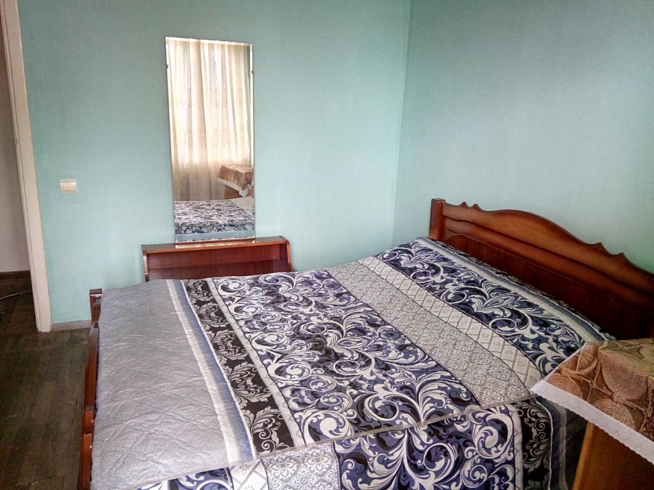 Room In The Centre Erivan Exterior foto